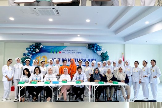 EARLY CLINICAL (ECE) III PRODI SARJANA KEBIDANAN FAKULTAS ILMU KESEHATAN UNIVERSITAS AWAL BROS